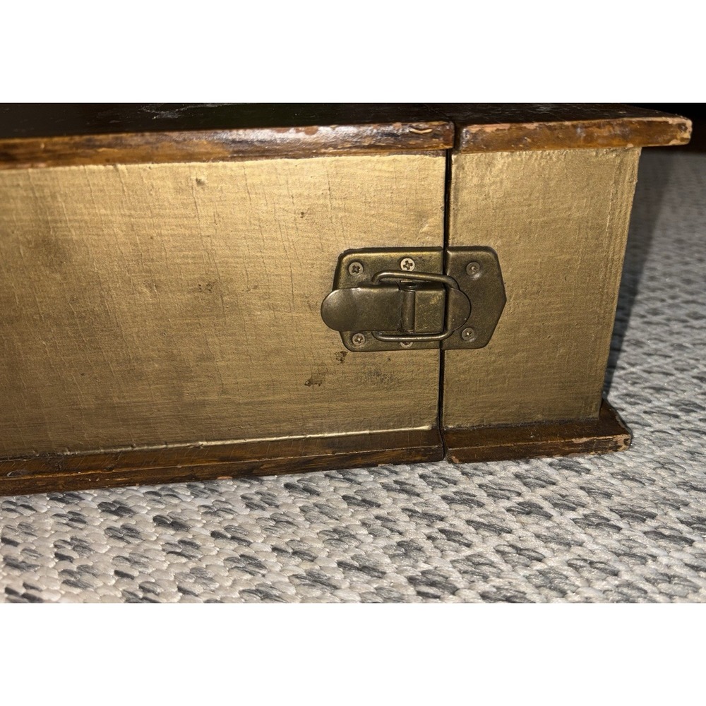 Large Wood Faux Book Box Oliver Twist By Charles Dickens Vintage Latch Buckle - Picture 7 of 16